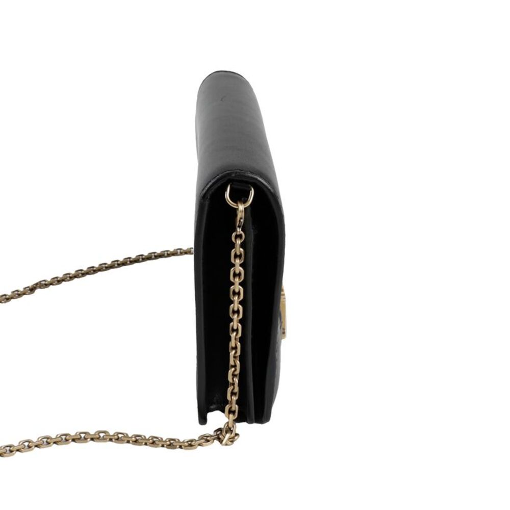 Chain Clutch Crossbody Bag - Picture 5 of 10